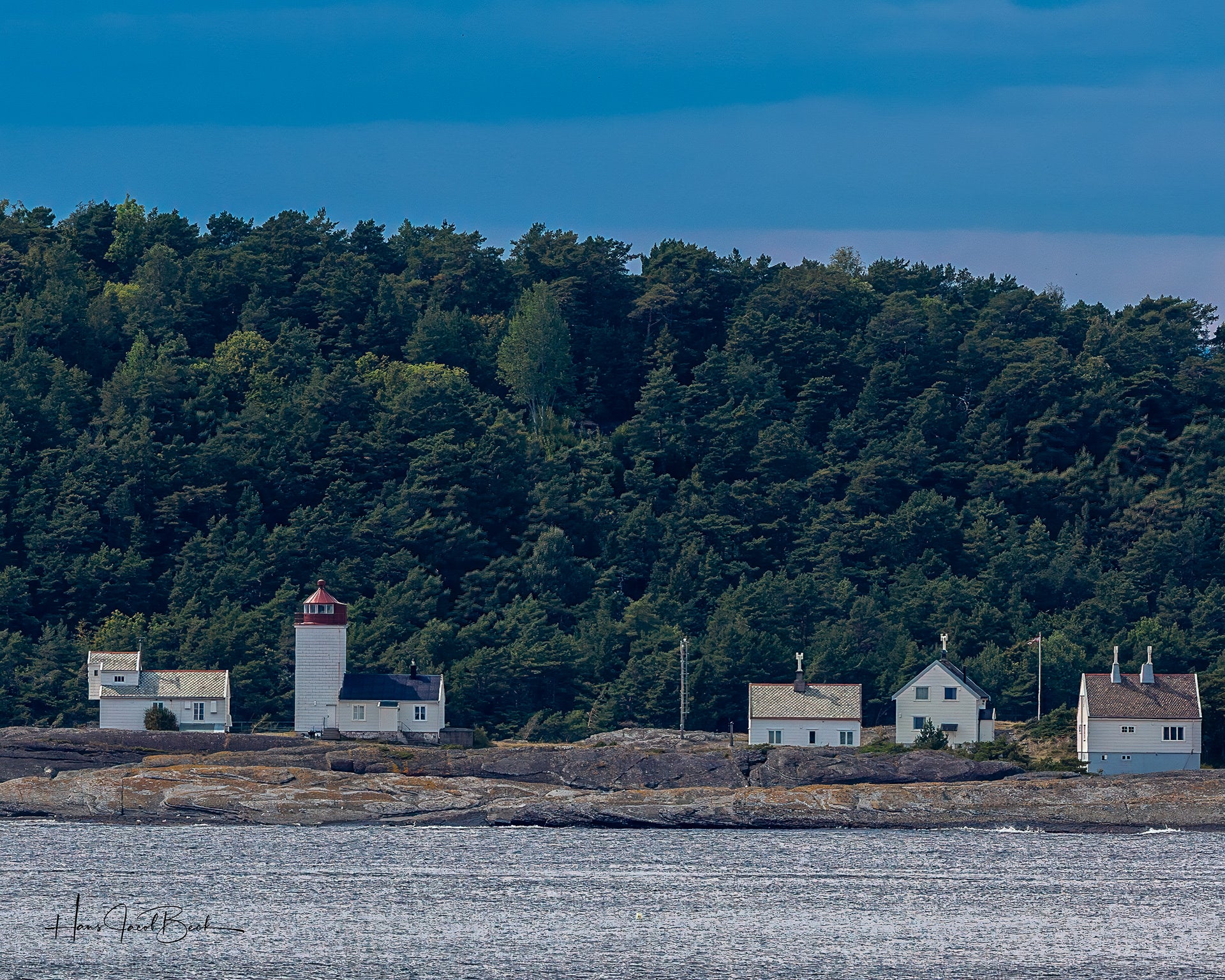 Bølger mot land (Kopi)